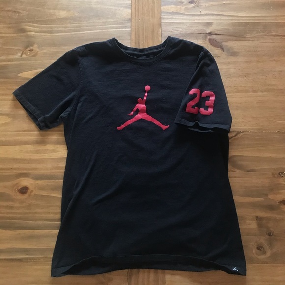 Nike/Jordan graphic t-shirt Sz. M - Picture 2 of 9